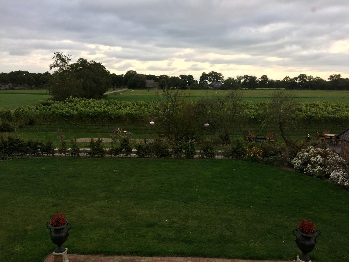 B&B Op Wijngoed Havelte Esterno foto